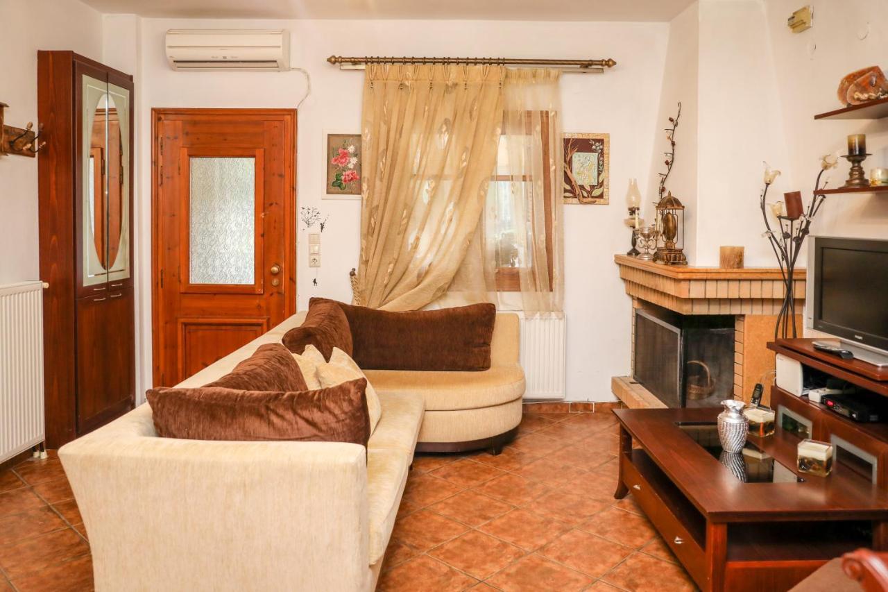 Antonia House Apartment Skiathos Town Exterior photo